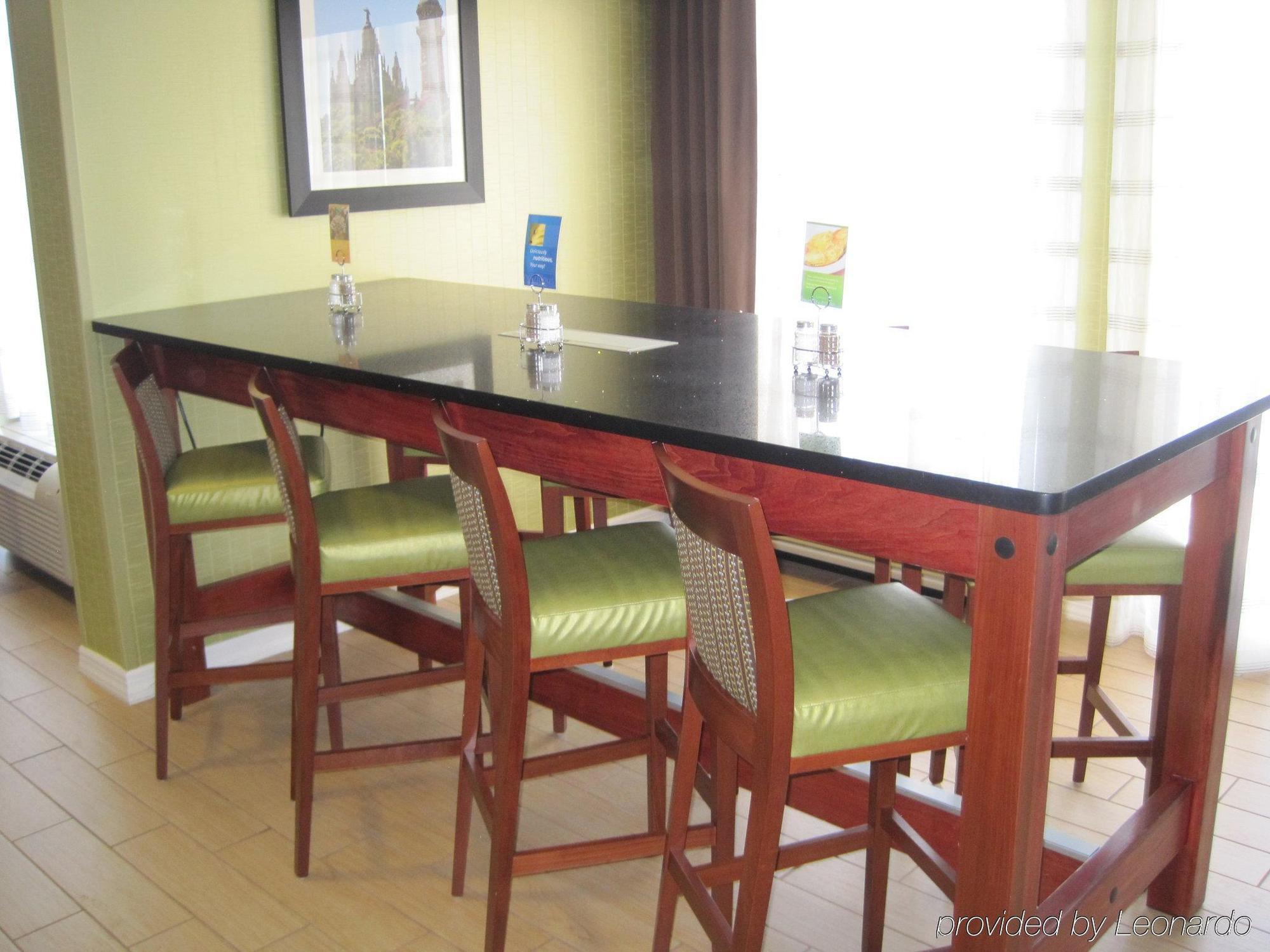 Holiday Inn Express & Suites Allentown-Dorney Park Area By Ihg Business foto