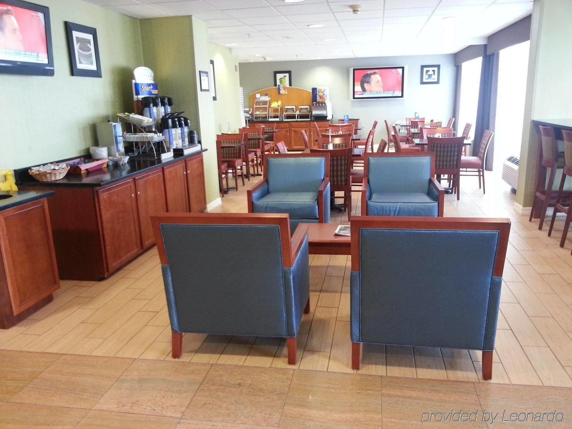 Holiday Inn Express & Suites Allentown-Dorney Park Area By Ihg Restaurant foto